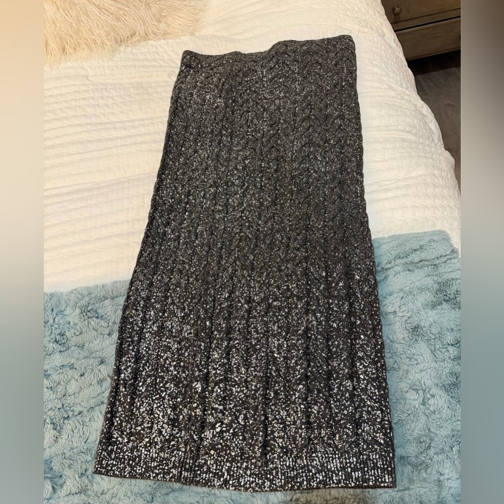 Vince Camuto Cabled Charcoal and Silver Glitter Maxi Knit Skirt NWT Size Medium